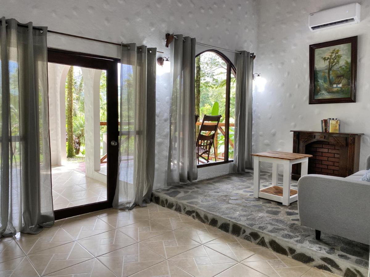Mountain Paradise Lodge La Fortuna