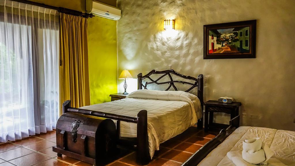Mountain Paradise Lodge *